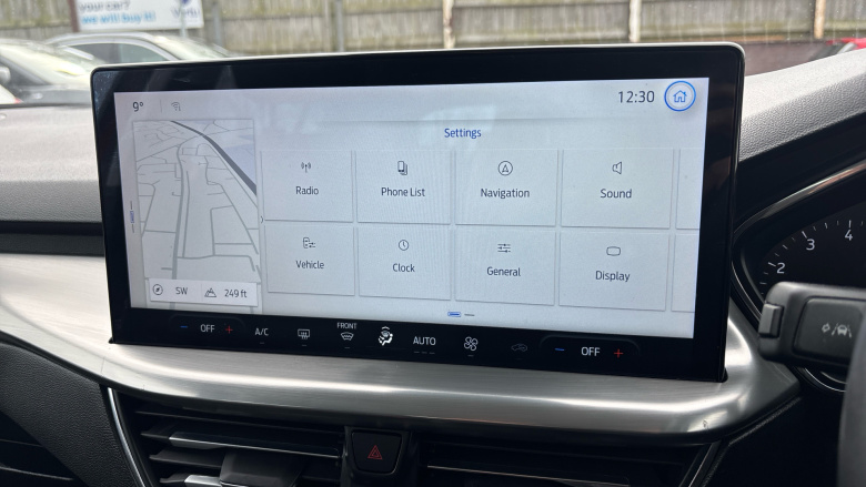 Ford Focus 1.0 EcoBoost Titanium 5dr Petrol Hatchback